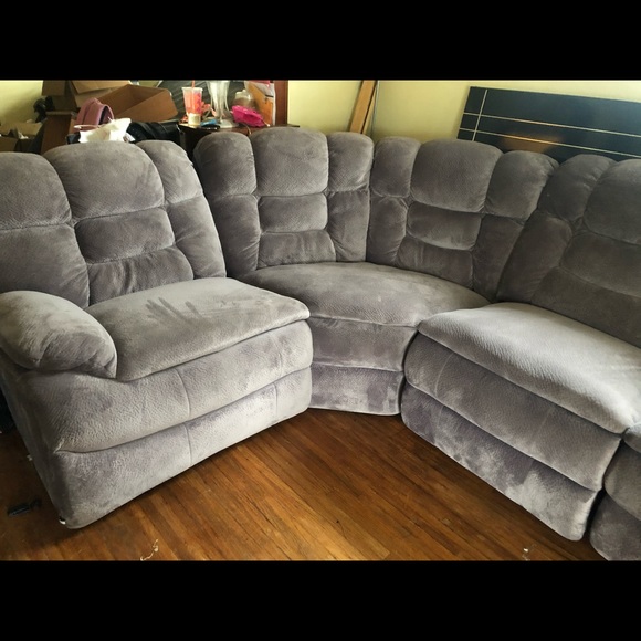 Grey sectional - Picture 2 of 4